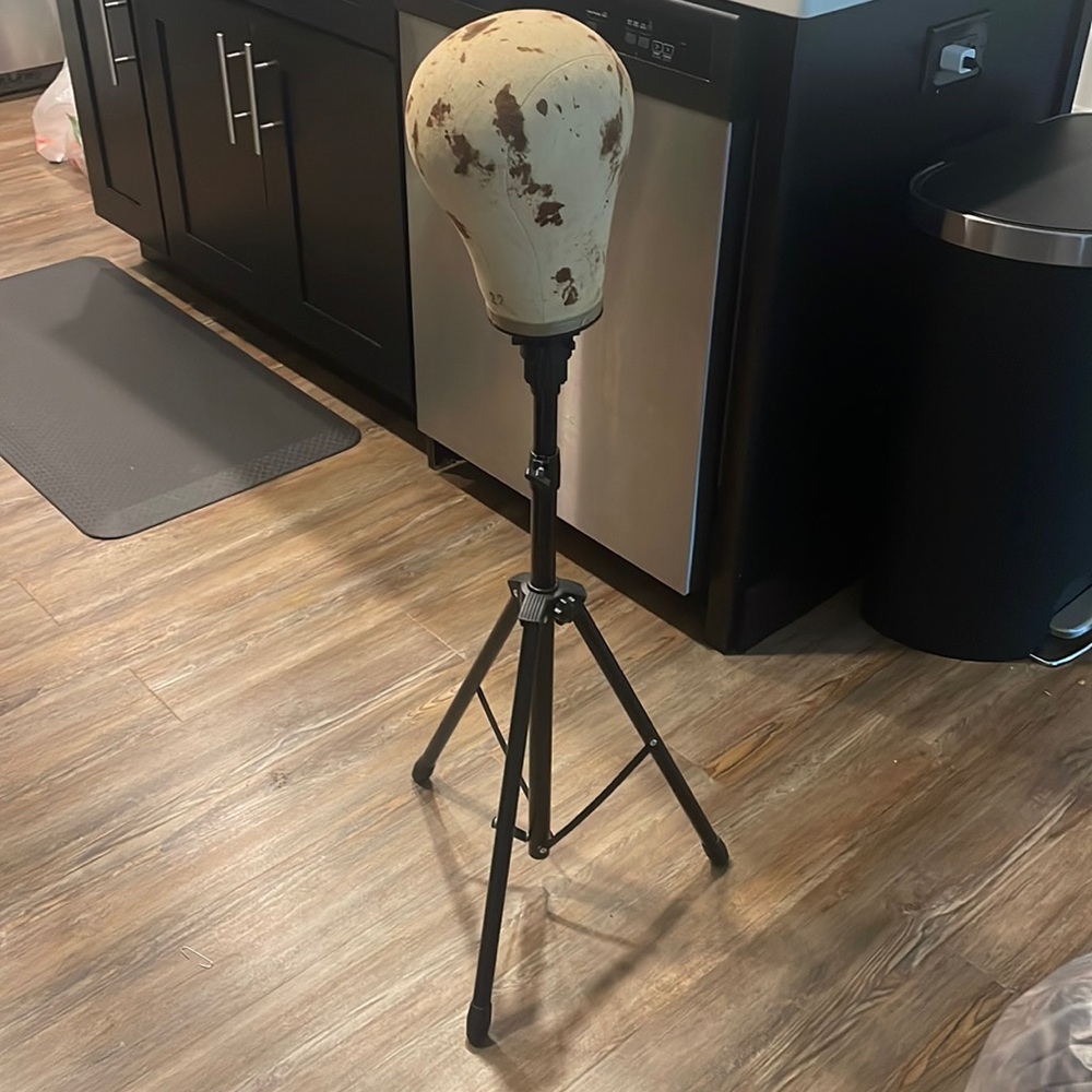 Wig head stand